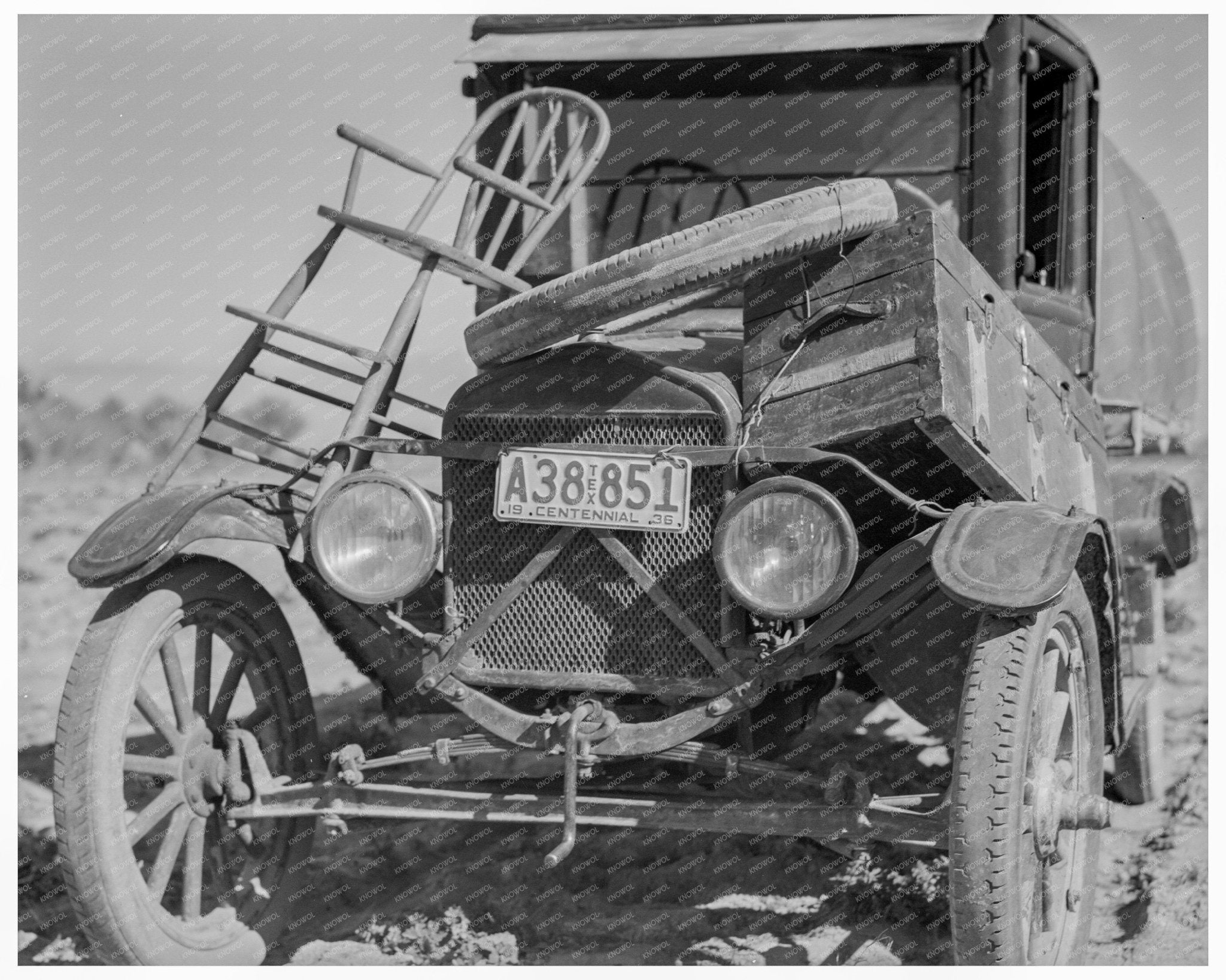 Drought Refugee Car in Coachella Valley 1937 - Available at KNOWOL