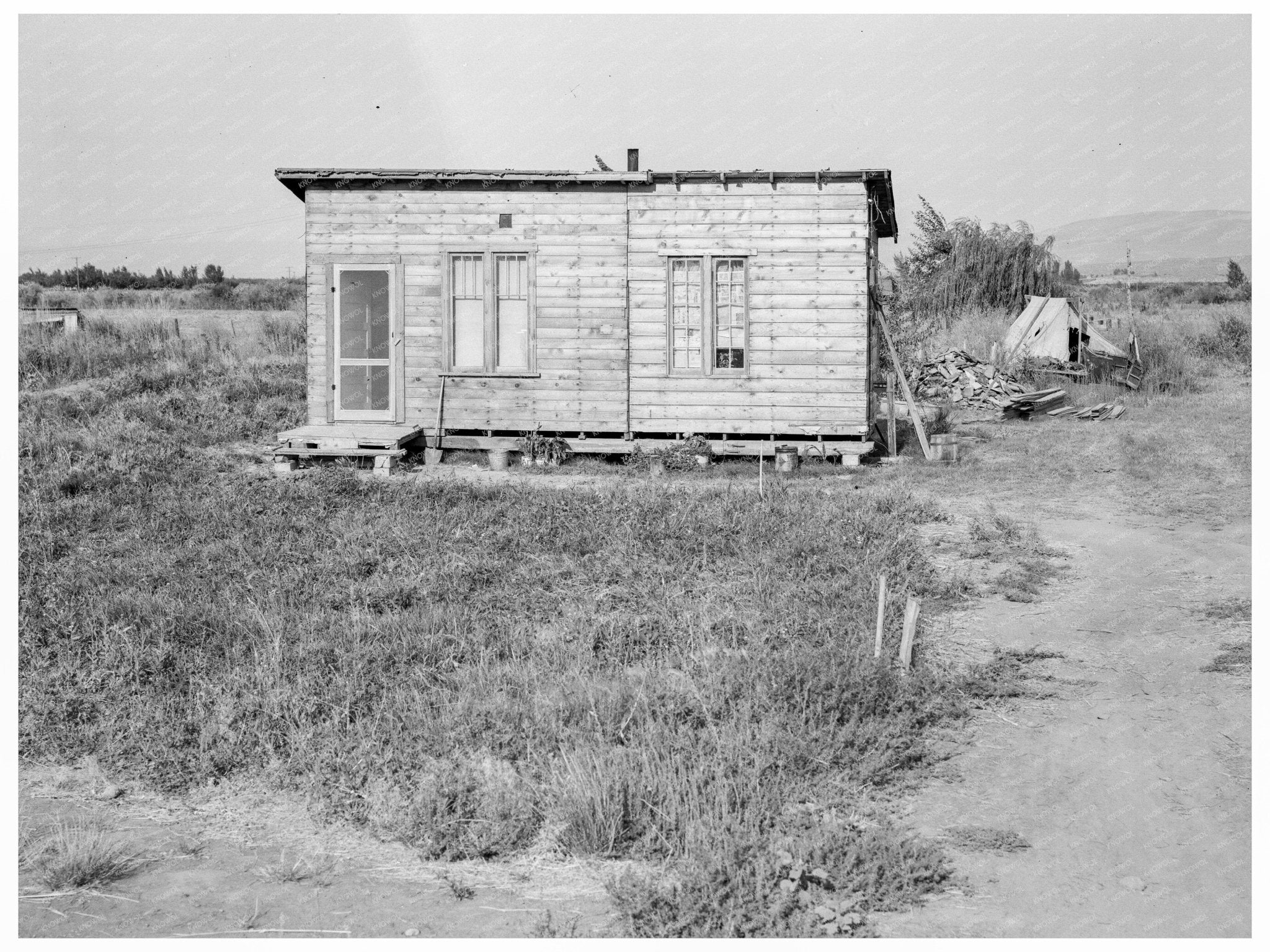 Drought Refugee Homes in Yakima 1939 - Available at KNOWOL