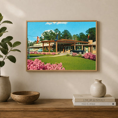 Mobile, AL: Spanish Fort Motel is located on a spacious, beautifully landscaped grounds, 8 miles E. of Mobile