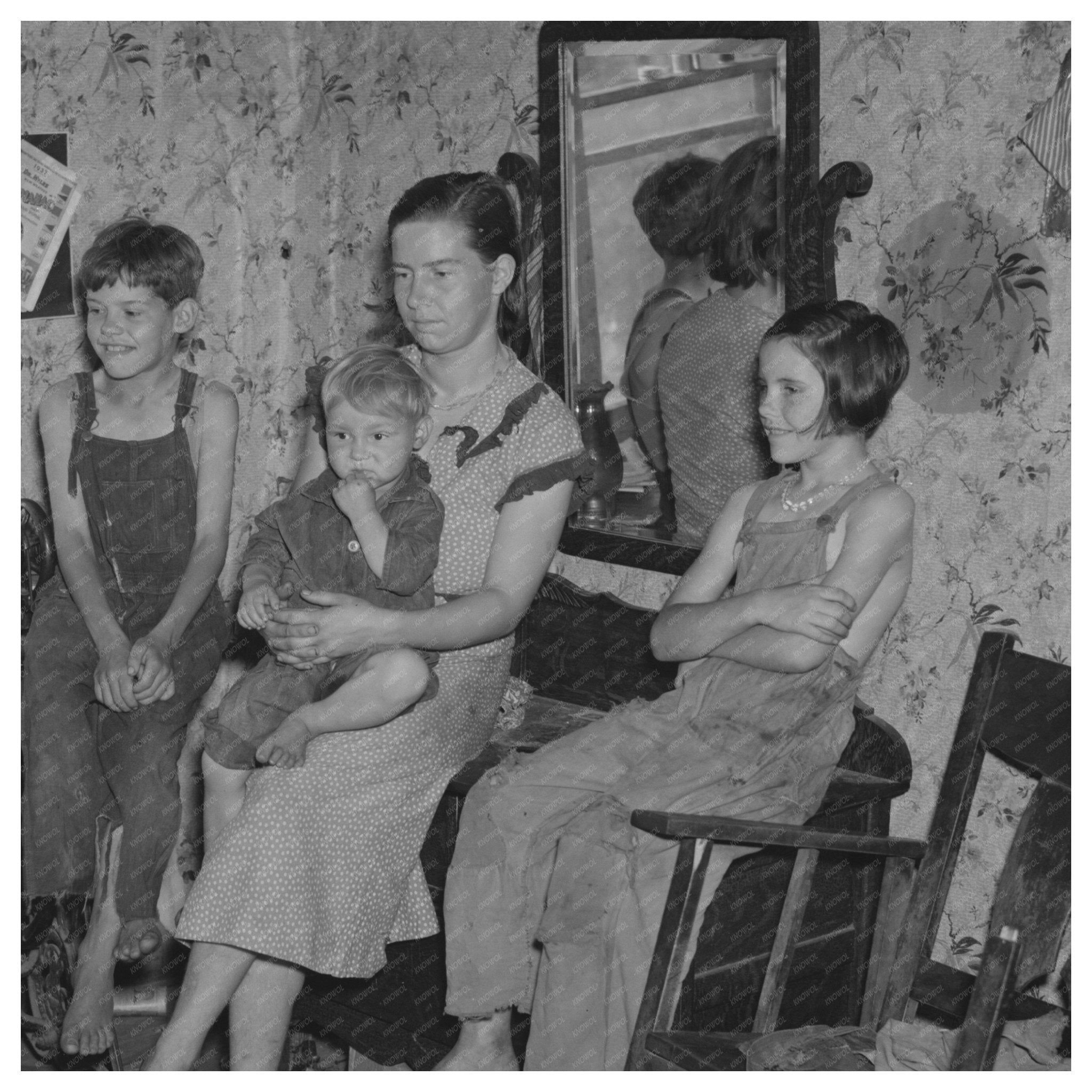 Earl Taylor Family at Black River Falls Wisconsin 1937 - Available at KNOWOL