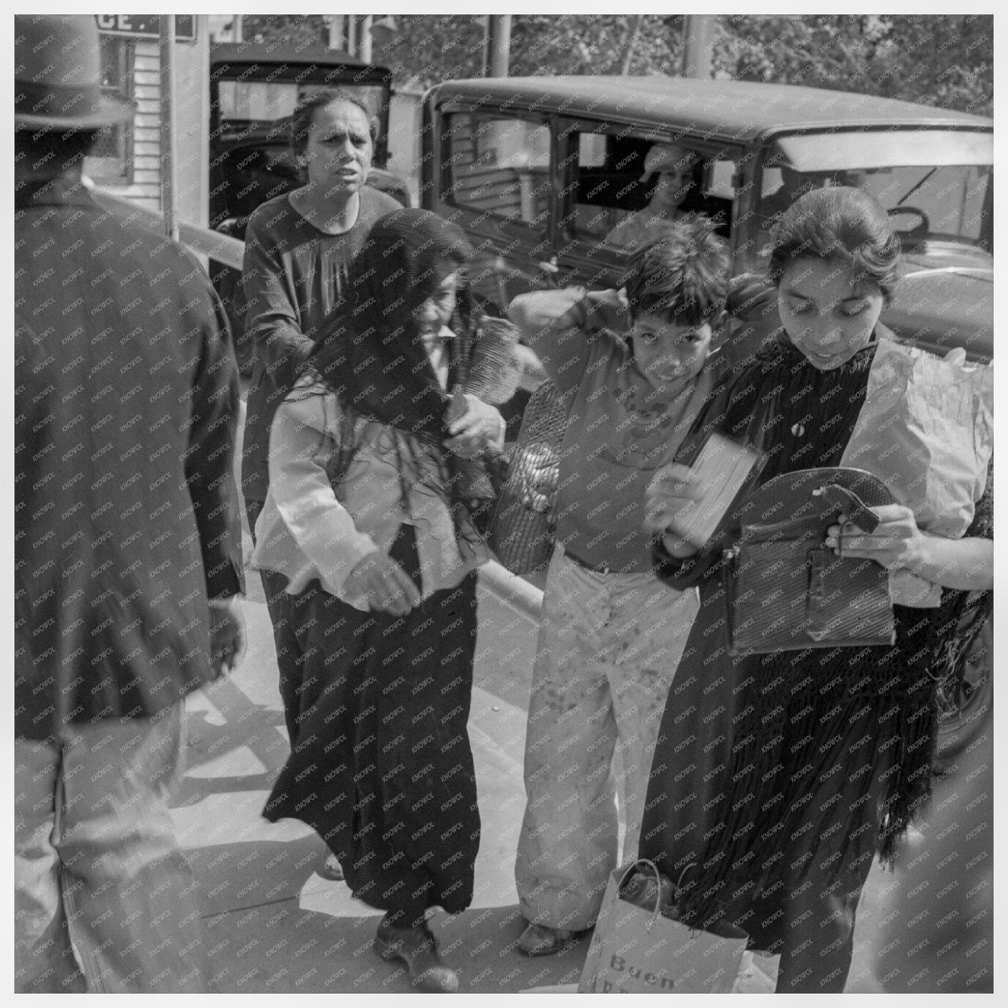 El Paso Housewives Shopping in Juarez May 1937 - Available at KNOWOL