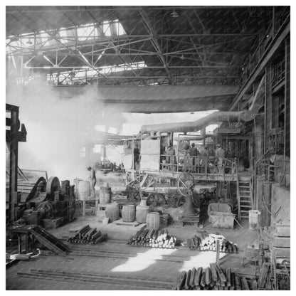 El Paso Texas Plant Interior Early 20th Century Image - Available at KNOWOL