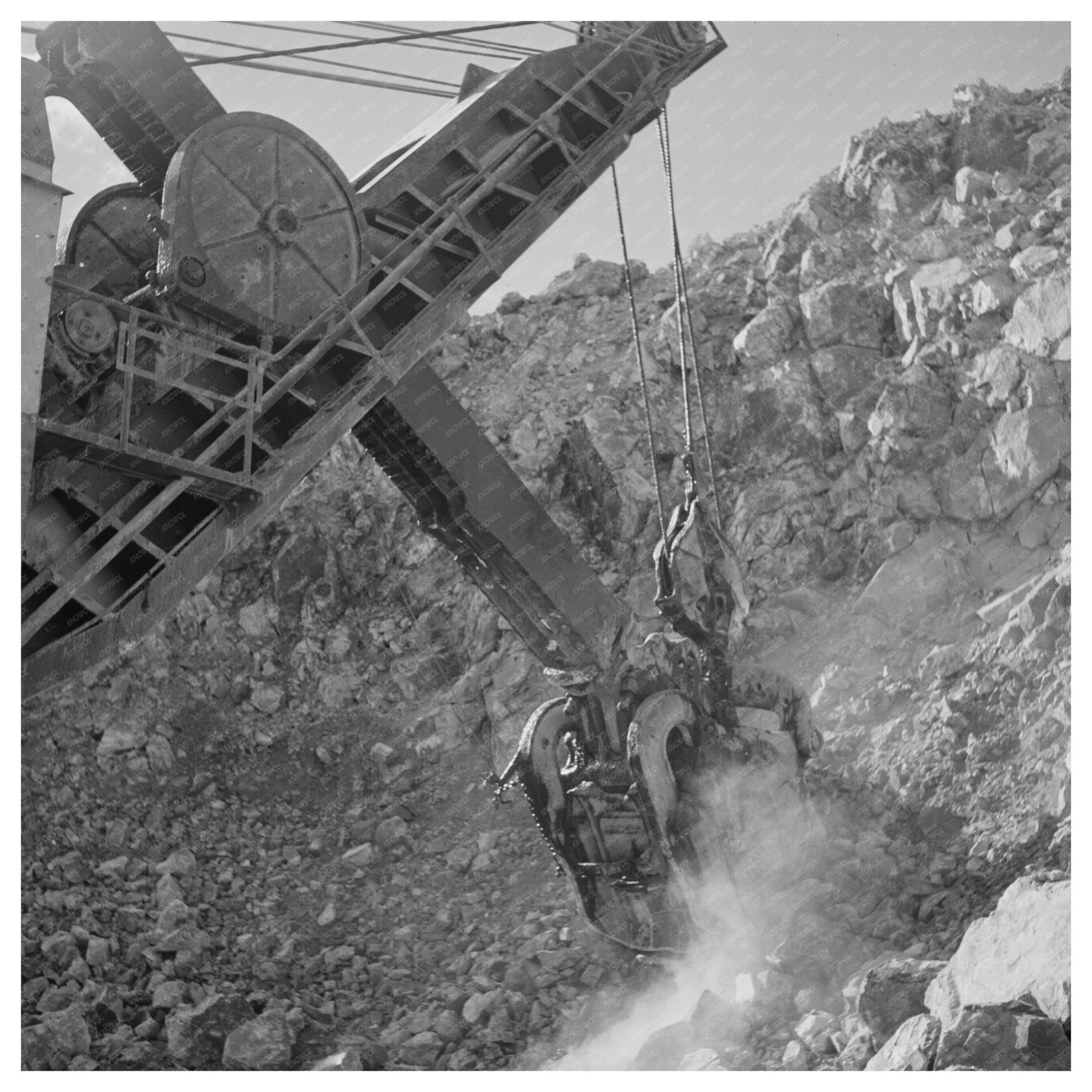 Electric Shovel in Morenci Arizona Copper Mine 1955 - Available at KNOWOL