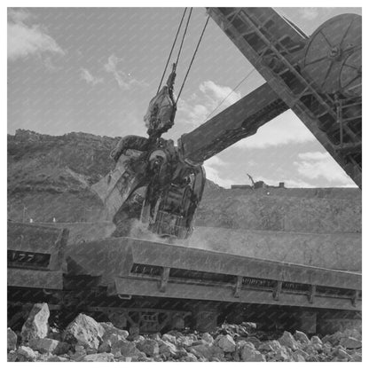 Electric Shovel Loading Ore Train Morenci Arizona 1955 - Available at KNOWOL