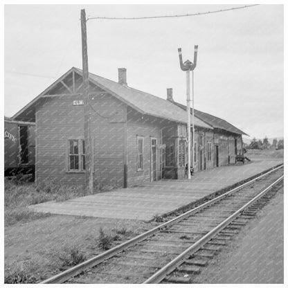 Elma Railroad Station August 1939 Historical Image - Available at KNOWOL