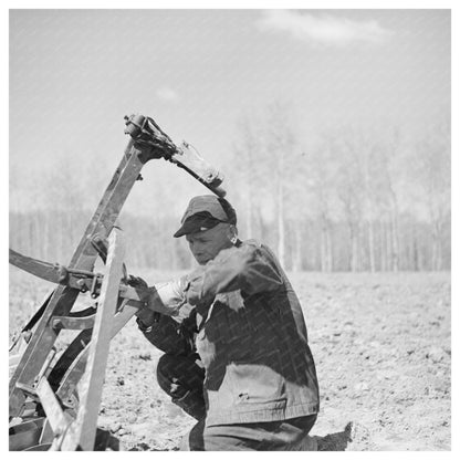 Emil Alto Mansfield Farmer Vintage Photo May 1937 - Available at KNOWOL