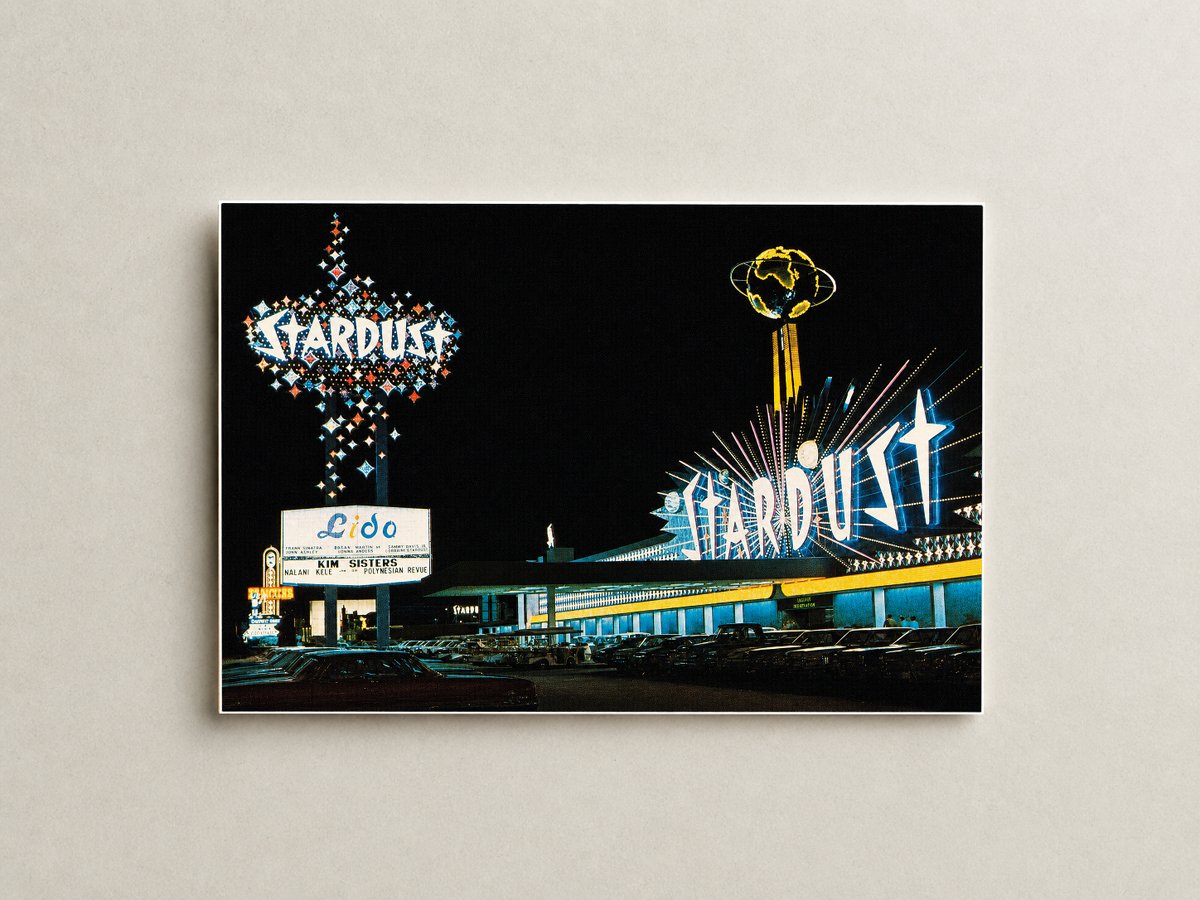 Las Vegas, NV: World's tallest sign beckons fun-lovers to the ultimate in resort hotels, Stardust of Las Vegas