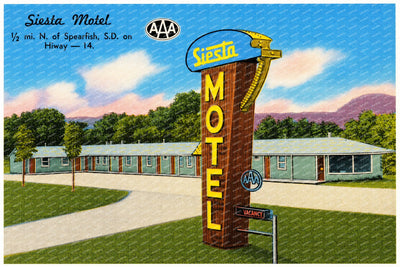 Spearfish, SD: Siesta Motel, 1 1/2 mi. N. of Spearfish, S. D., on Hiway -- 14