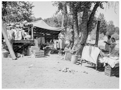 Family Camping in Yakima Valley Washington 1939 - Available at KNOWOL