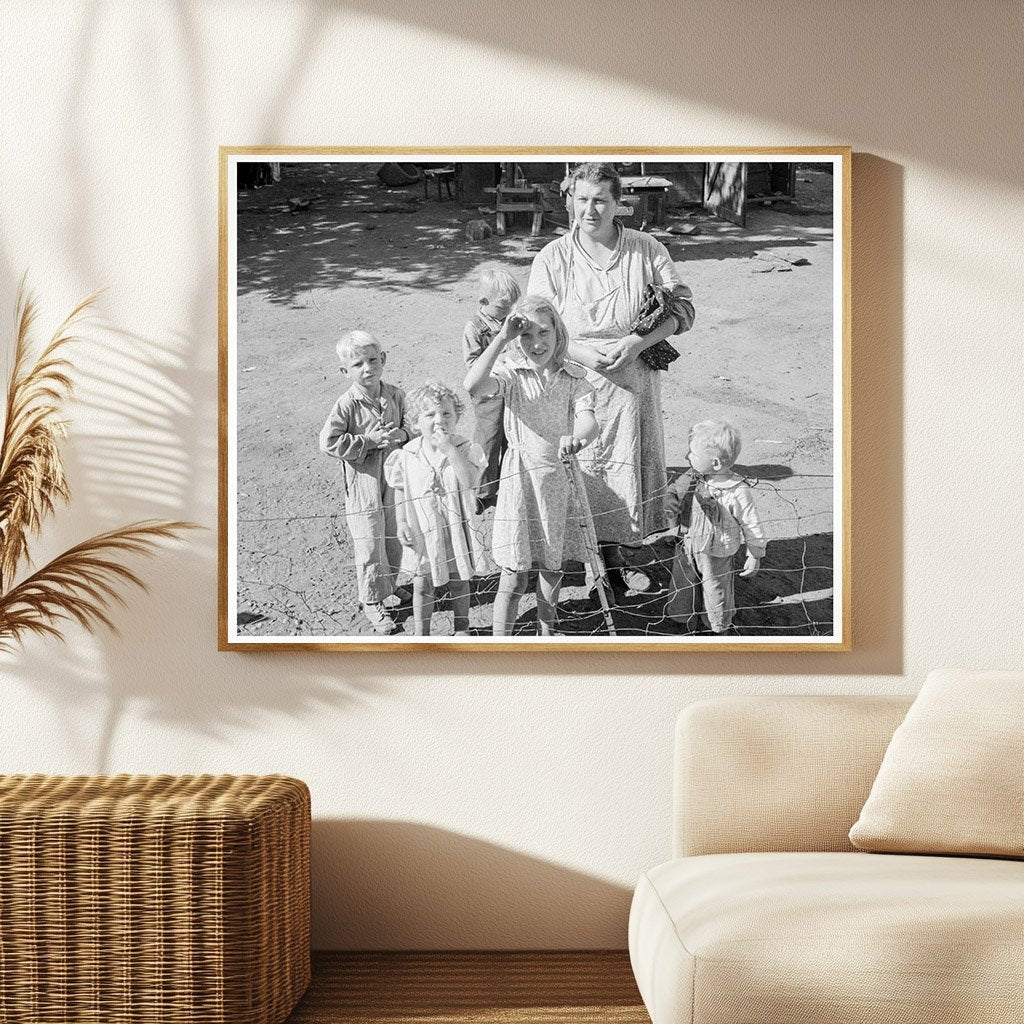 Family in Shacktown Yakima County Washington 1939 - Available at KNOWOL