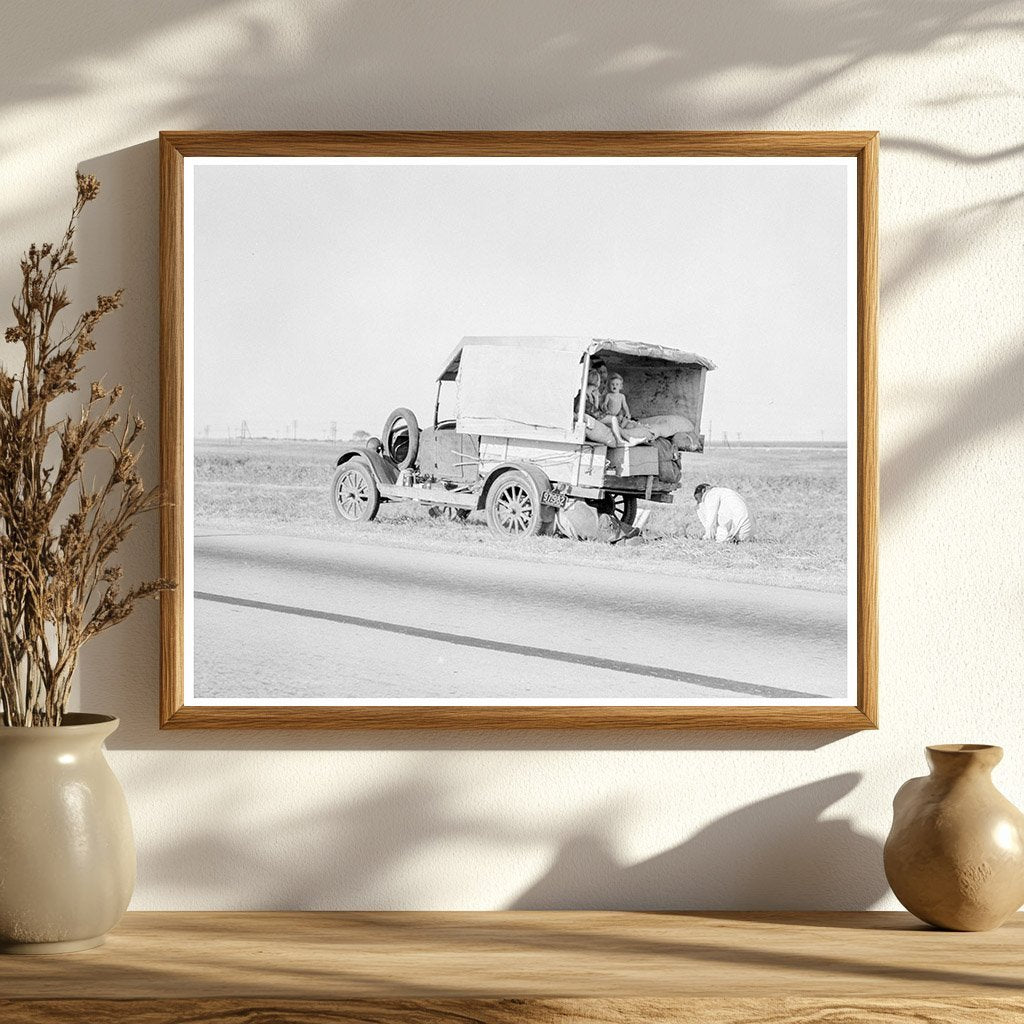 Family in Transit Texas 1936 Great Depression Photo - Available at KNOWOL