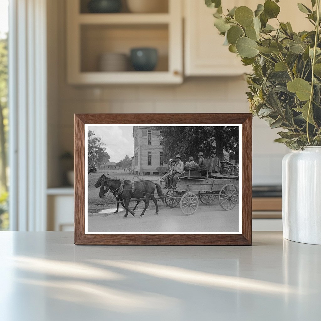 Family Moving in Opelousas Louisiana October 1938 - Available at KNOWOL