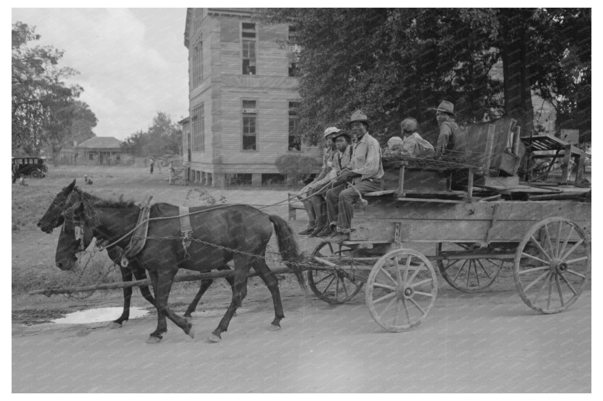 Family Moving in Opelousas Louisiana October 1938 - Available at KNOWOL