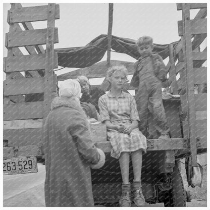 Family of Ex - Sharecroppers Traveling in California 1937 - Available at KNOWOL