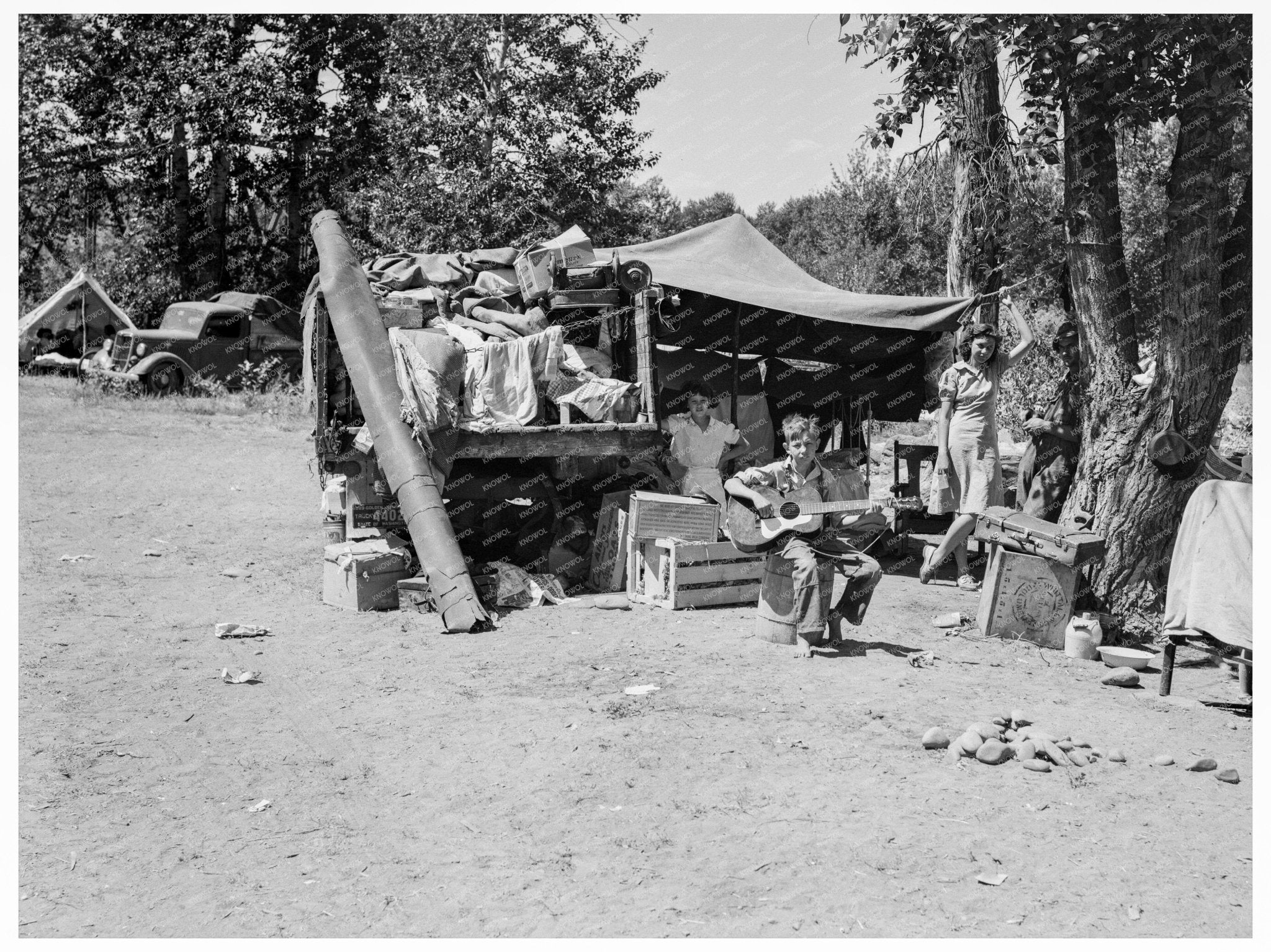 Family of Nine at Yakima Valley Campsite August 1939 - Available at KNOWOL