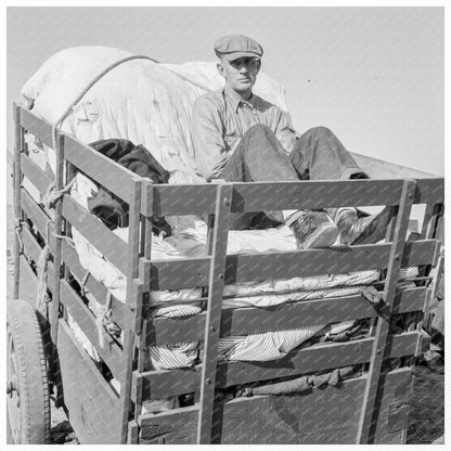 Farm Boys Migrating as Workers in Oregon 1939 - Available at KNOWOL