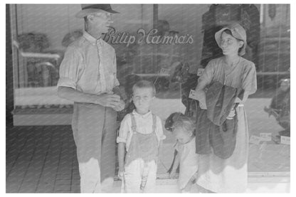 Farm Family in Caruthersville Missouri August 1938 - Available at KNOWOL