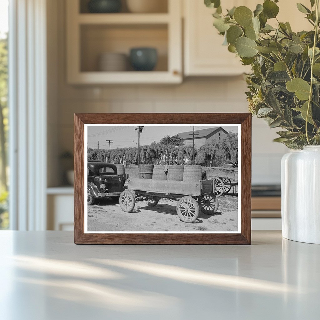 Farmers at Liquid Feed Station Owensboro Kentucky 1938 - Available at KNOWOL