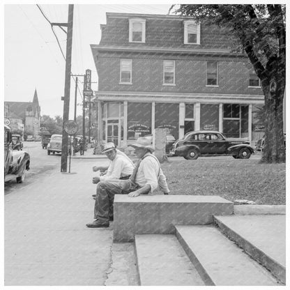 Farmers at Person County Courthouse Roxboro NC July 1939 - Available at KNOWOL