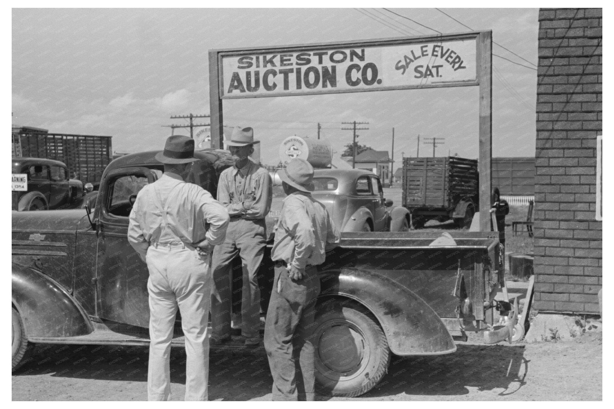 Farmers at Sikeston Auction Stockyards May 1938 - Available at KNOWOL