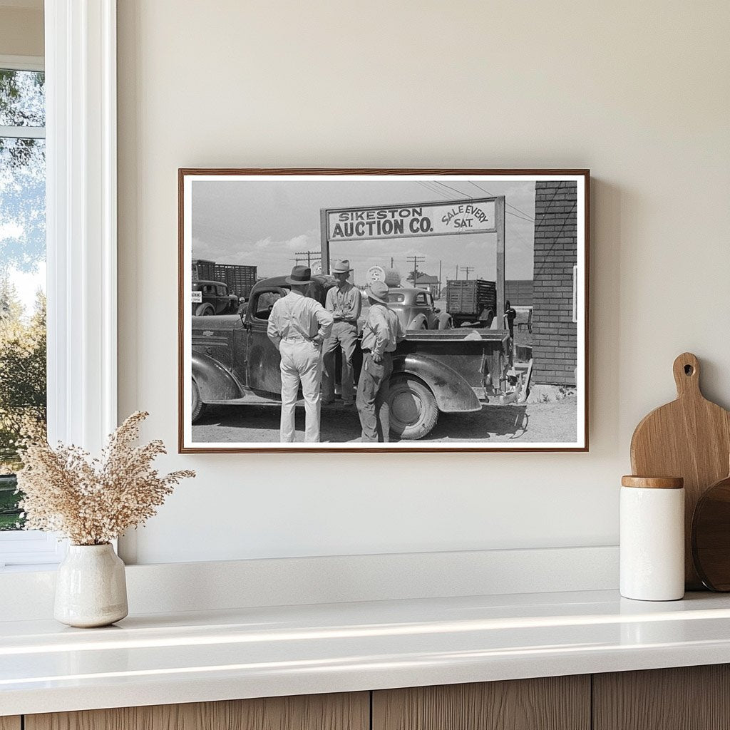 Farmers at Sikeston Auction Stockyards May 1938 - Available at KNOWOL