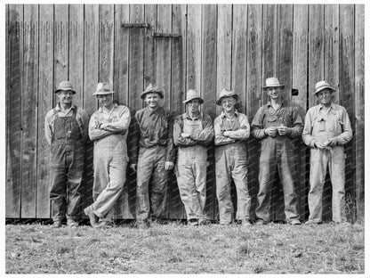 Farmers Gather at Miller Farm Oregon October 1939 - Available at KNOWOL