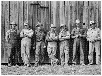 Farmers Gather for Dinner on Miller Farm Oregon 1939 - Available at KNOWOL