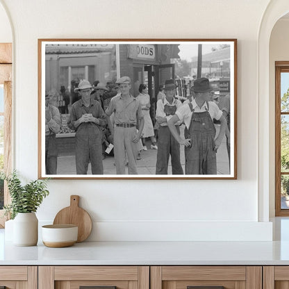 Farmers in Caruthersville Missouri August 1938 - Available at KNOWOL