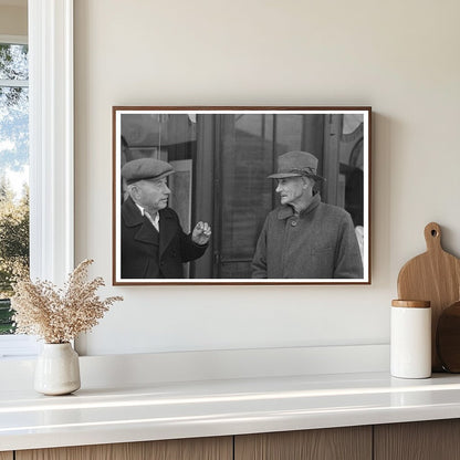 Farmers in Conversation Williston North Dakota 1937 - Available at KNOWOL