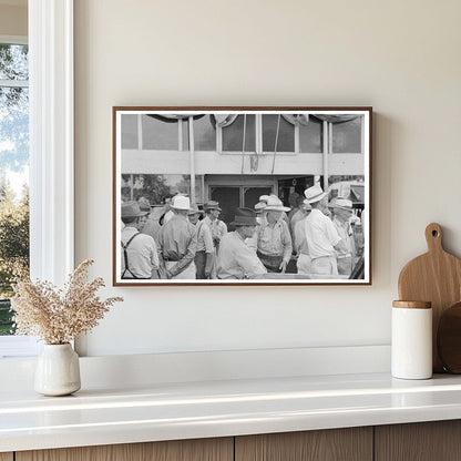 Farmers in Steele Missouri August 1938 Vintage Photo - Available at KNOWOL