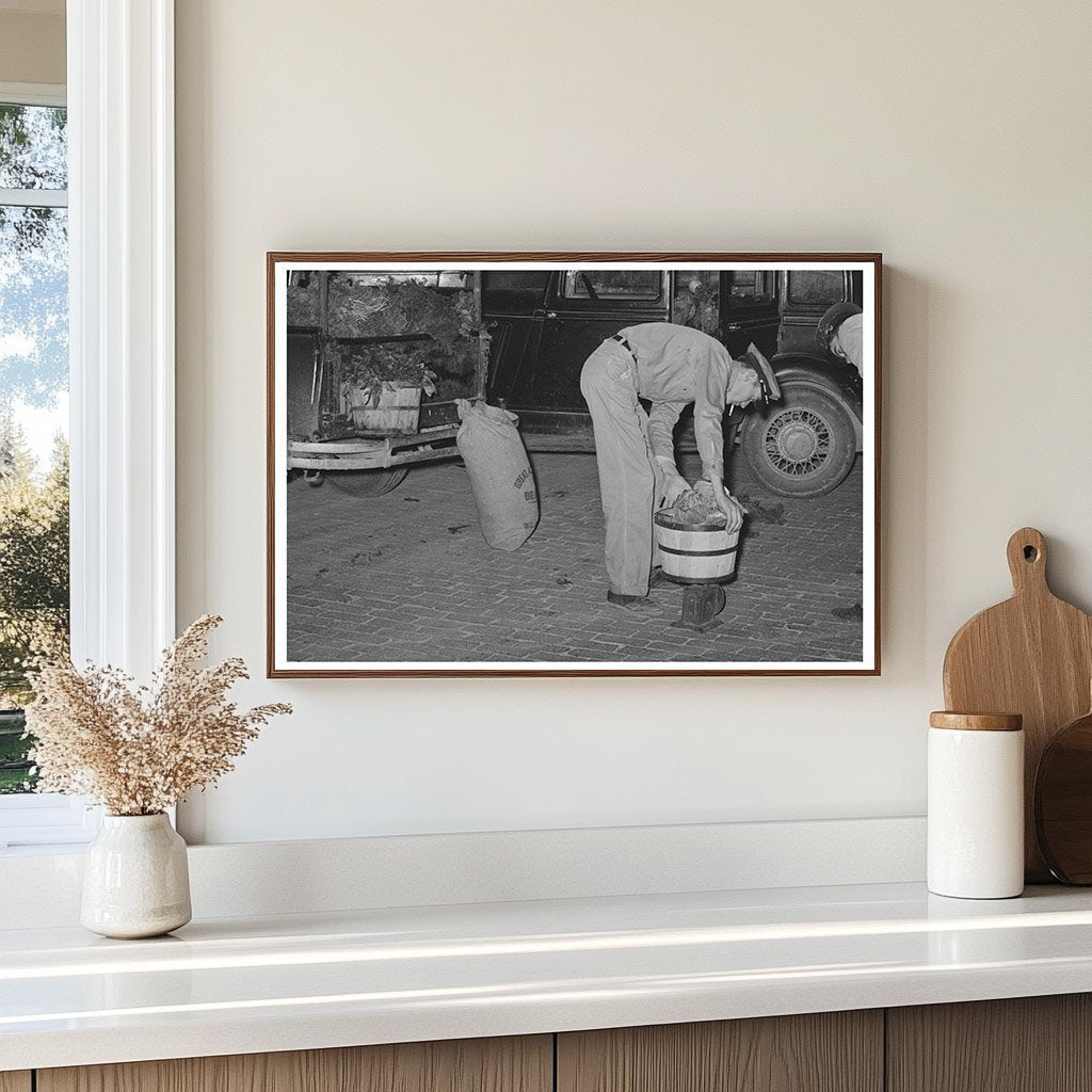 Farmers Market in San Angelo Texas November 1939 - Available at KNOWOL