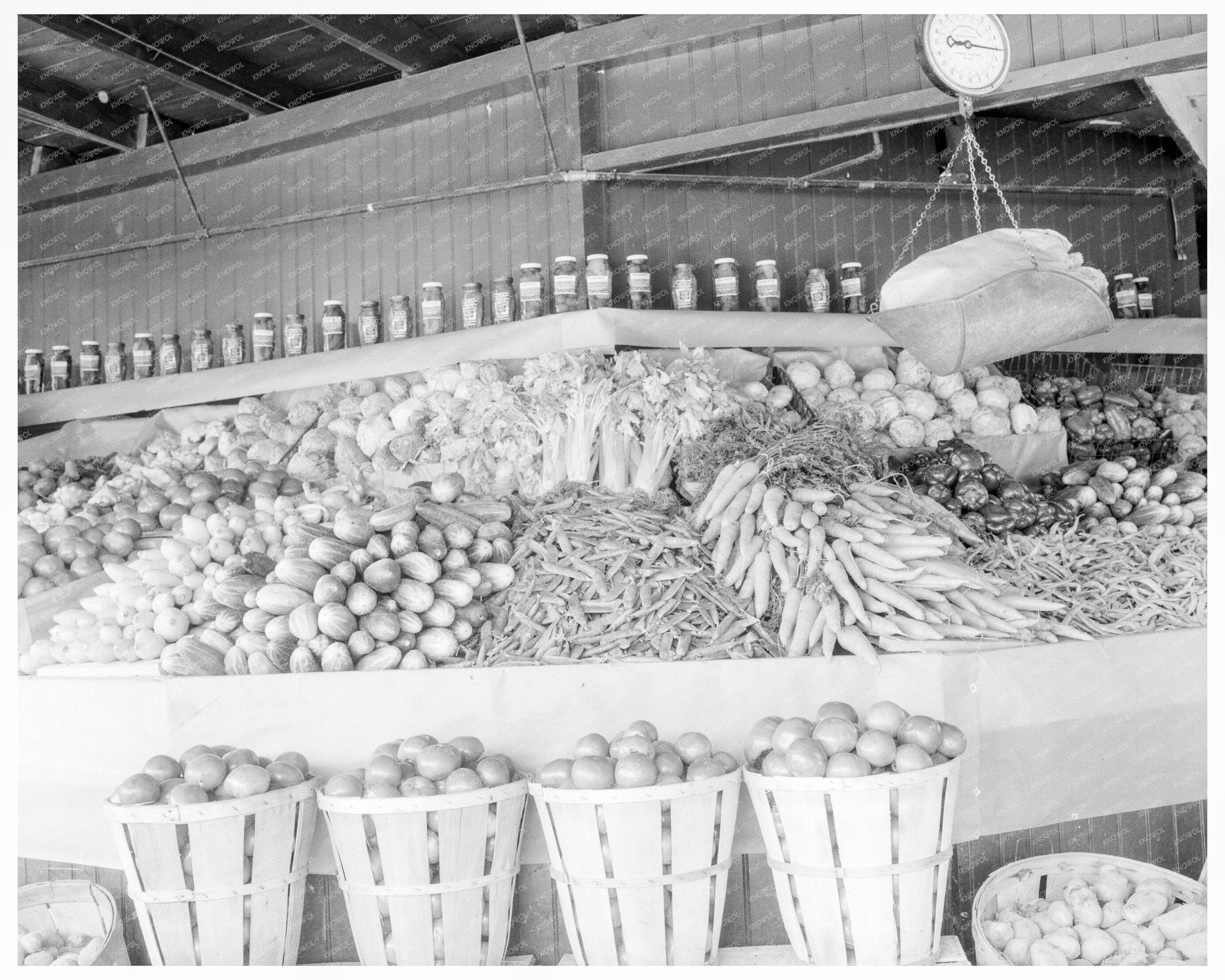 Farmers Market Scene Washington D.C. 1936 - Available at KNOWOL