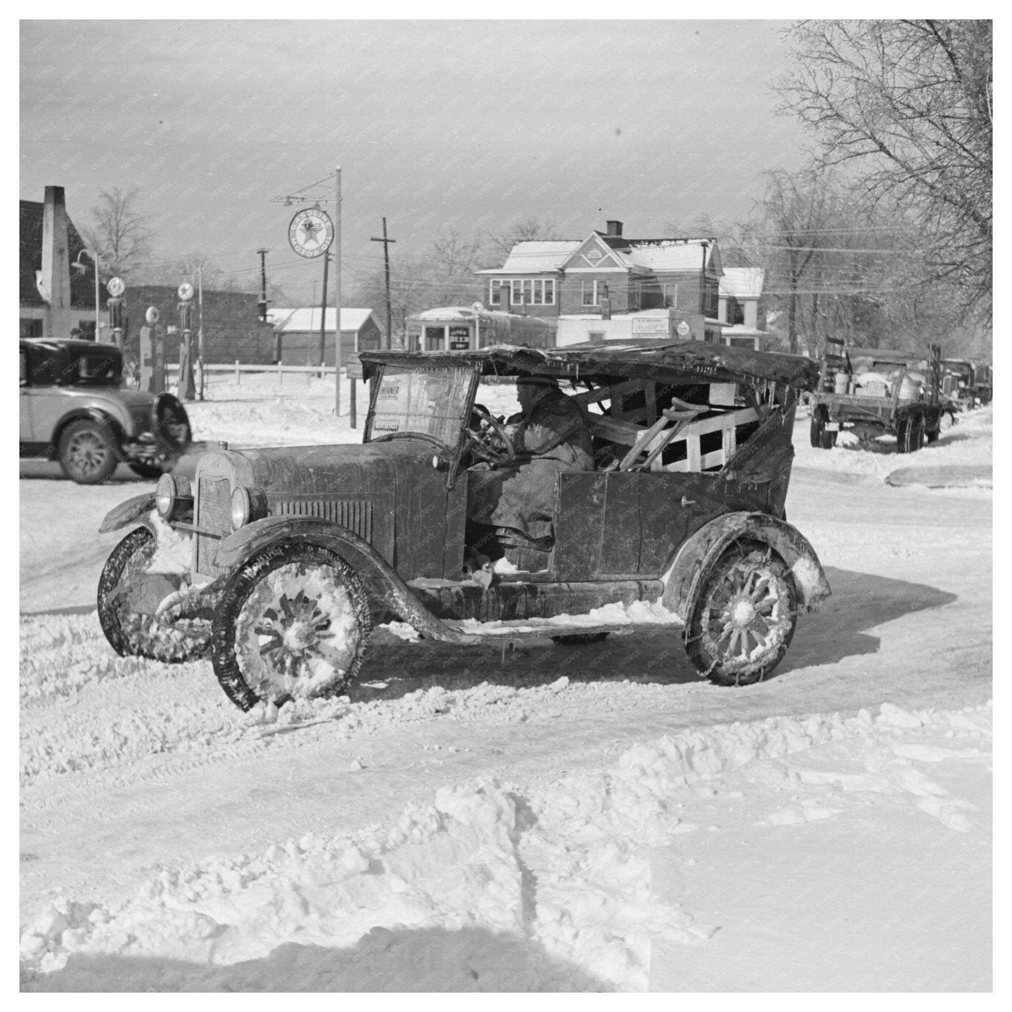 Farmers Sharing Automobile in Southern Illinois 1937 - Available at KNOWOL