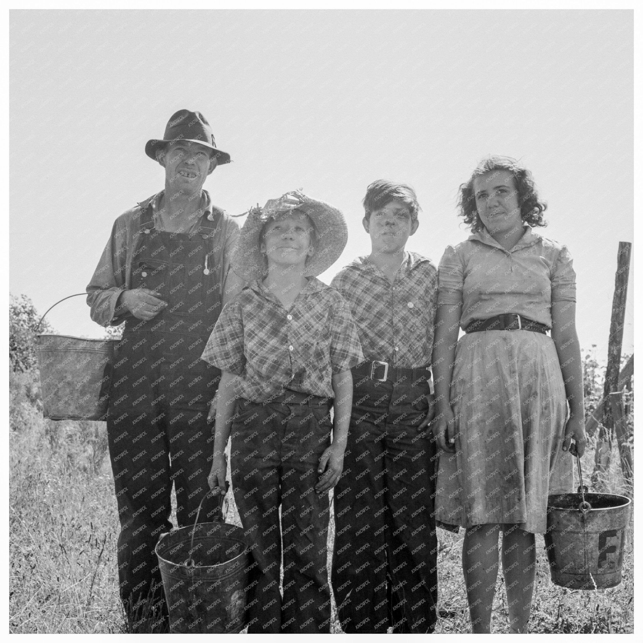 Father and Children in Oregon Bean Fields 1939 - Available at KNOWOL