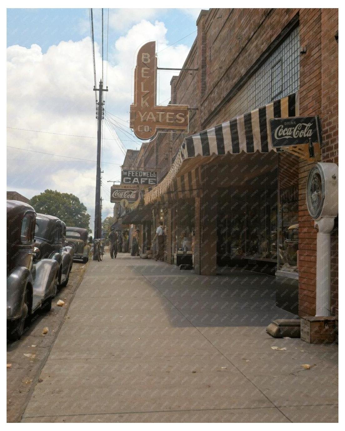 Fayeteville Street in Siler City, North Carolina 1939 - Available at KNOWOL