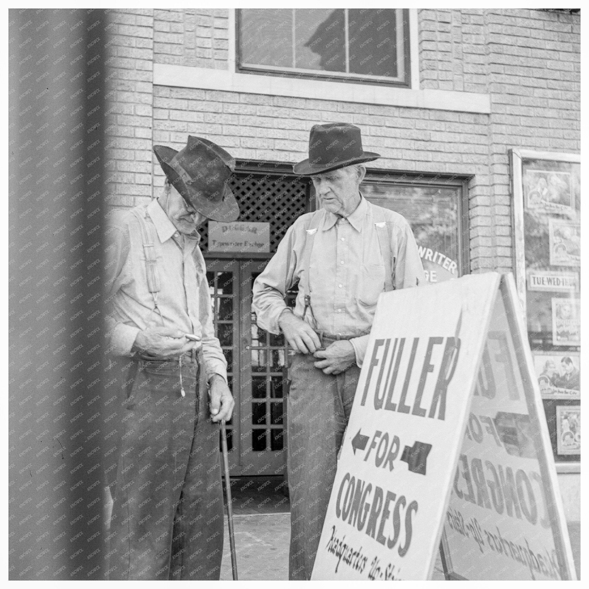 Fayetteville Arkansas Town Square 1938 Photo - Available at KNOWOL