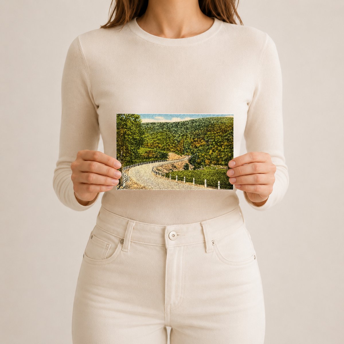 Road heading toward mountains — Vintage Maryland Postcard