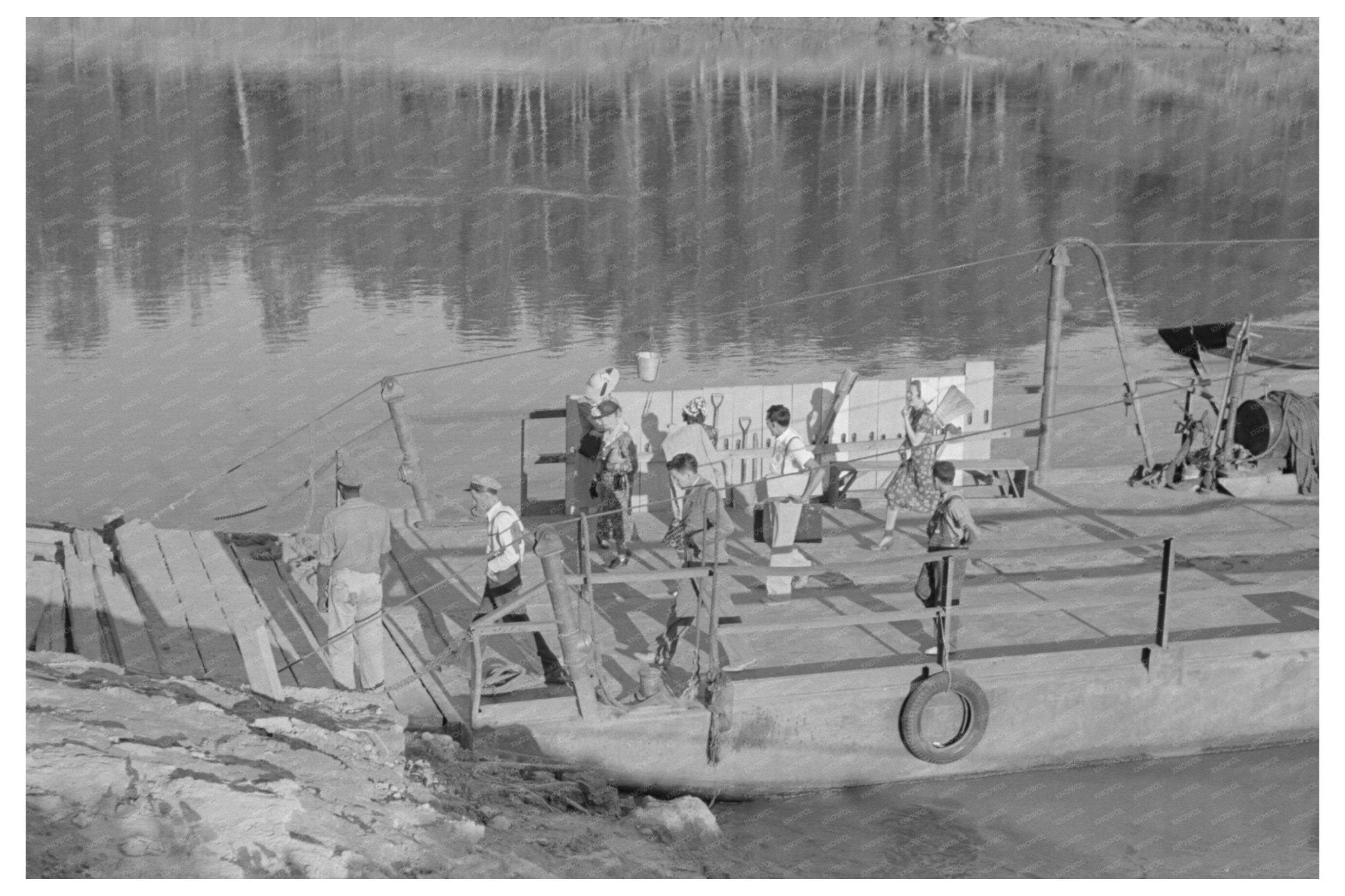 Ferry Operation Across Mississippi River New Madrid 1938 - Available at KNOWOL