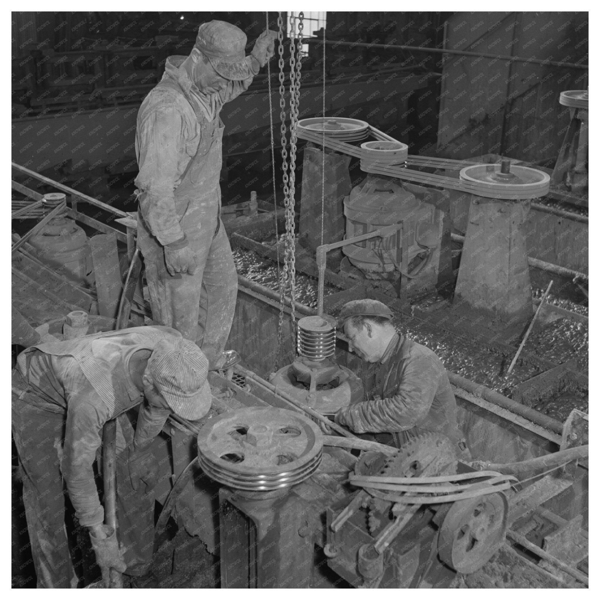 Flotation Machine Maintenance at Eagle - Picher Zinc 1943 - Available at KNOWOL