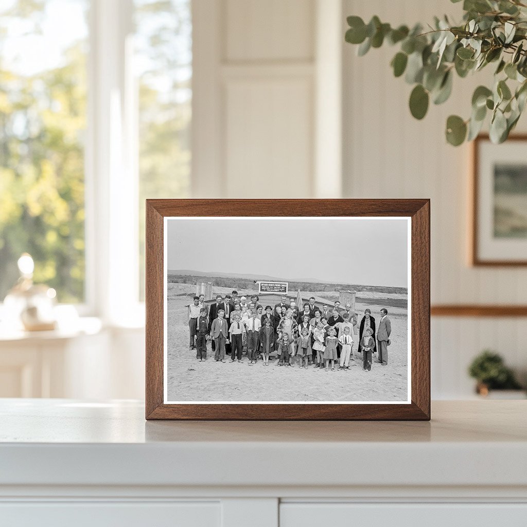 Friends Church Congregation in Dead Ox Flat Oregon 1939 - Available at KNOWOL