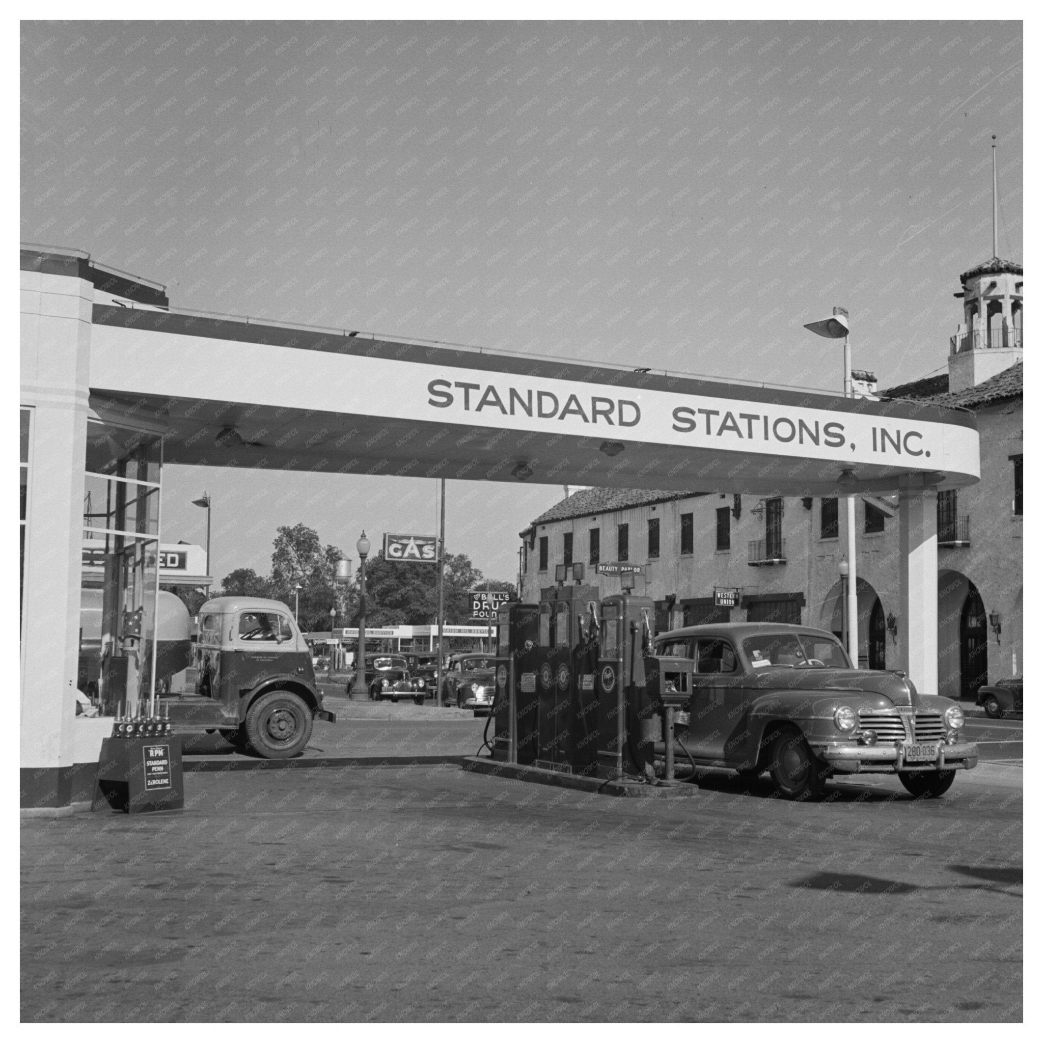 Gasoline Filling Station Tracy California June 1942 - Available at KNOWOL