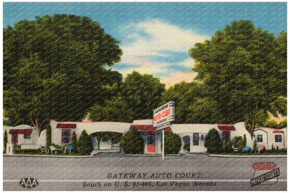 Gateway Auto Court Postcard 1930 - 1945 - Available at KNOWOL