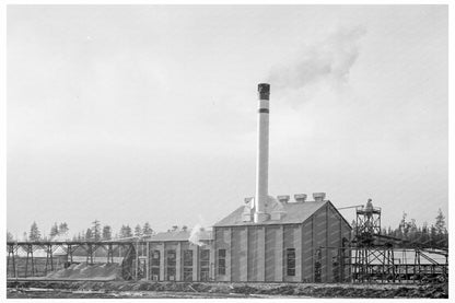 Gilchrist Lumber Mill 1939 Early Operation Image - Available at KNOWOL