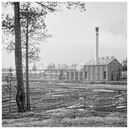 Gilchrist Mill Oregon October 1939 Industrial Development Image - Available at KNOWOL