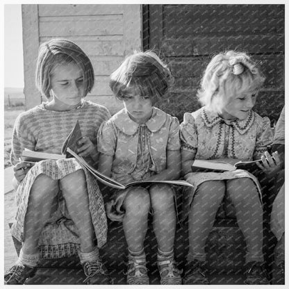 Girls Studying Reading at Lincoln Bench School 1939 - Available at KNOWOL