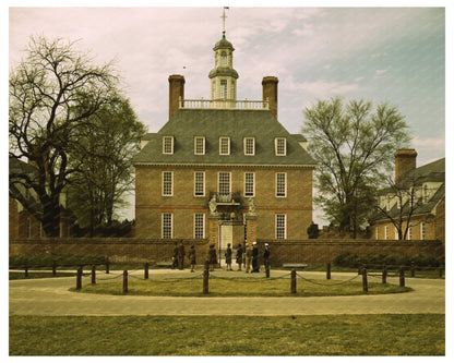 Governors Palace Williamsburg Virginia 1943 - Available at KNOWOL