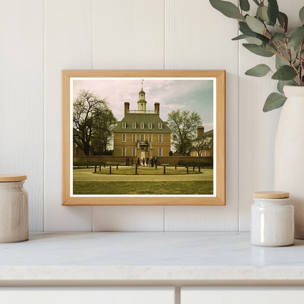 Governors Palace Williamsburg Virginia 1943 - Available at KNOWOL