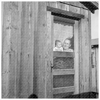 Grandmother and Grandchild in California 1939 - Available at KNOWOL