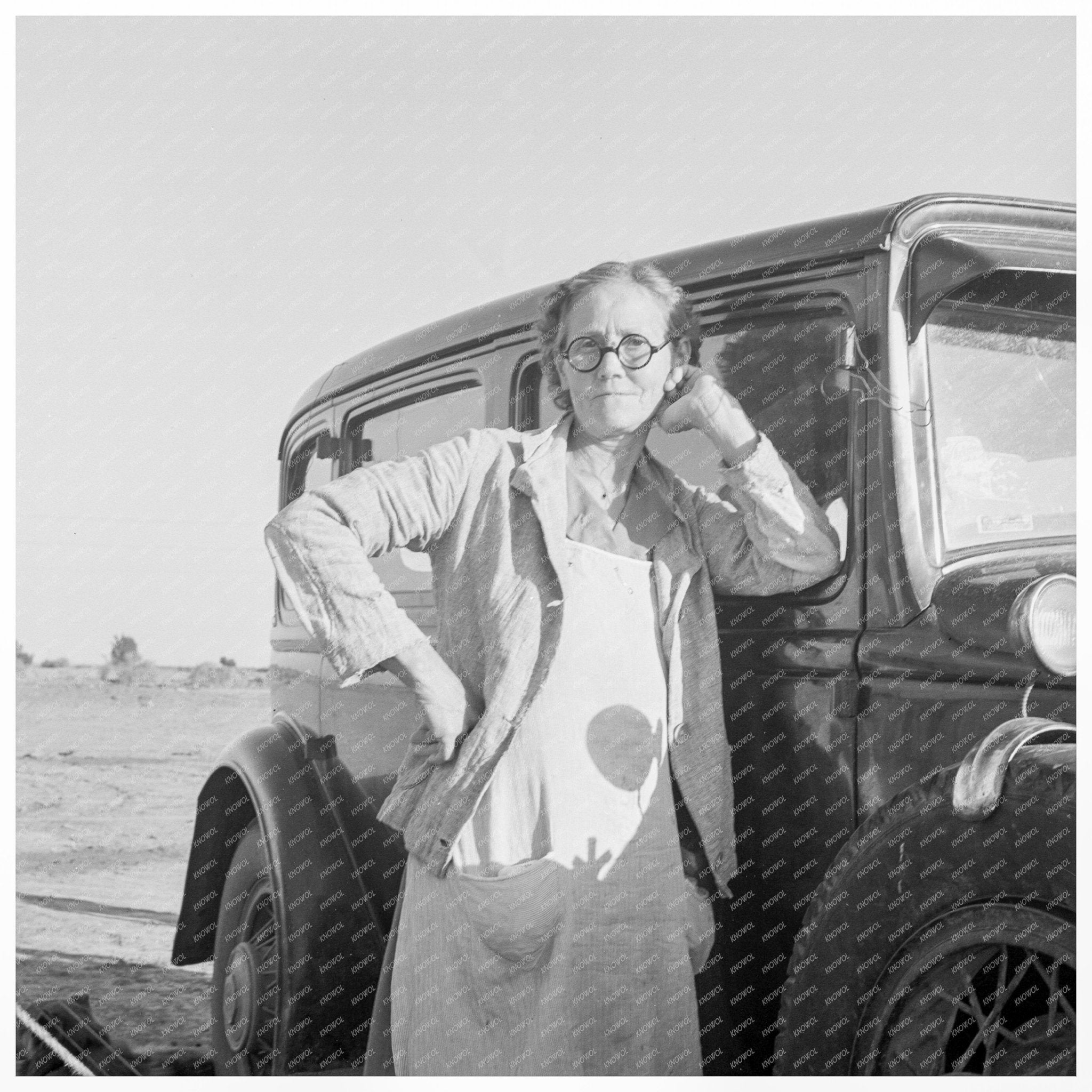 Grandmother Working in Pea Fields California 1939 - Available at KNOWOL