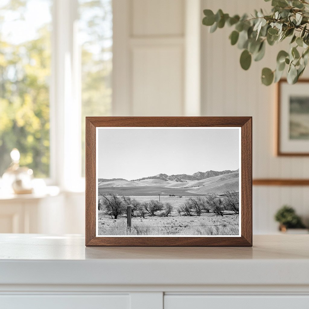 Heavy Truck on U.S. Route 99 Tehachapi Mountains 1939 - Available at KNOWOL